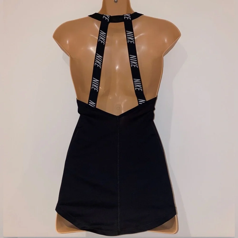 Nike Dri-fit Women's Black Sleeveless Tank Top Size Small “Just Do It” #W11